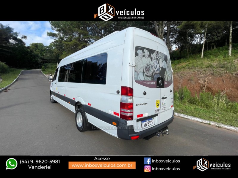 SPRINTER 2.2 515 CDI VAN 18 LUGARES TETO ALTO 16V BI-TURBO DIESEL MANUAL - 2017 - GRAMADO