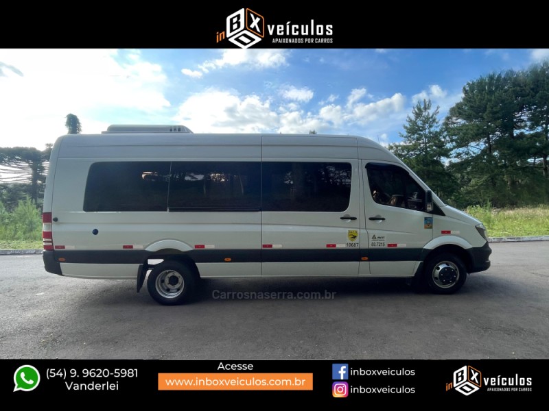 SPRINTER 2.2 515 CDI VAN 18 LUGARES TETO ALTO 16V BI-TURBO DIESEL MANUAL - 2017 - GRAMADO