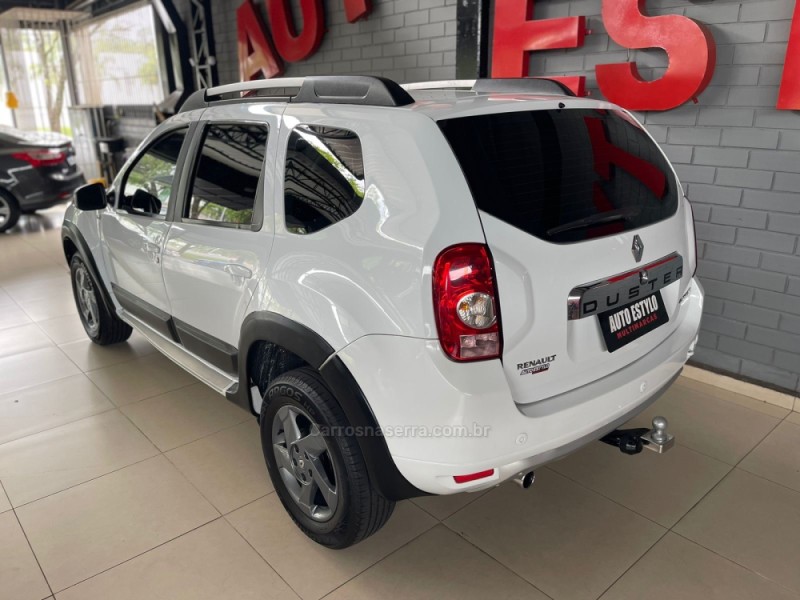 DUSTER 2.0 DYNAMIQUE 4X2 16V FLEX 4P AUTOMÁTICO - 2014 - ESTâNCIA VELHA