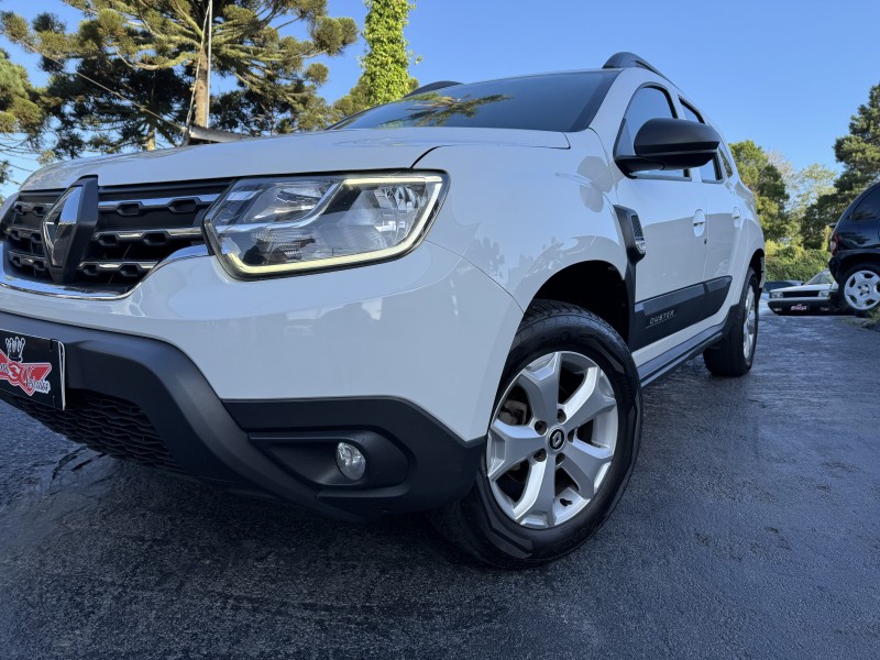 DUSTER 1.6 ZEN 16V FLEX 4P AUTOMÁTICA - 2022 - CAXIAS DO SUL