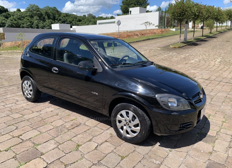 CELTA 1.0 MPFI LIFE 8V FLEX 2P MANUAL