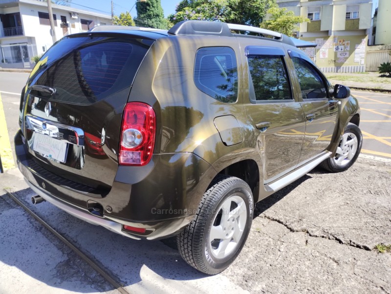 DUSTER 1.6 DYNAMIQUE 4X2 16V FLEX 4P MANUAL - 2013 - CAXIAS DO SUL