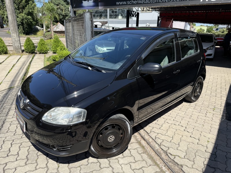 FOX 1.0 MI 8V FLEX 4P MANUAL - 2009 - NOVA PETRóPOLIS