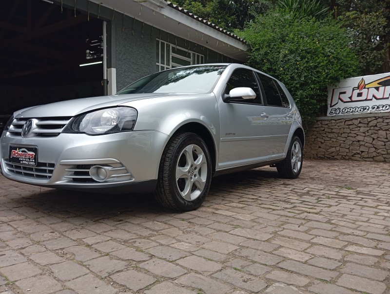 GOLF 1.6 MI SPORTLINE 8V FLEX 4P MANUAL - 2009 - CAXIAS DO SUL