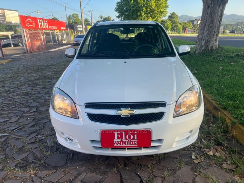 CELTA 1.0 MPFI LT 8V FLEX 4P MANUAL - 2014 - DOIS IRMãOS