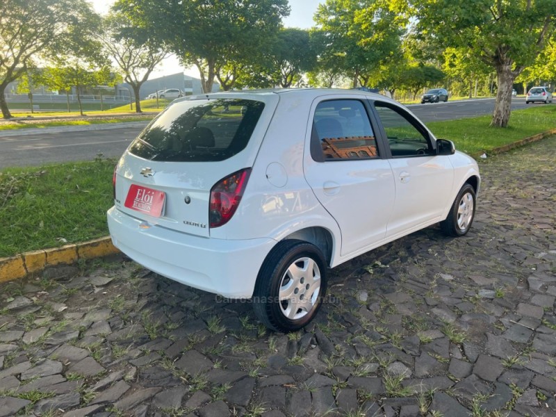 CELTA 1.0 MPFI LT 8V FLEX 4P MANUAL - 2014 - DOIS IRMãOS