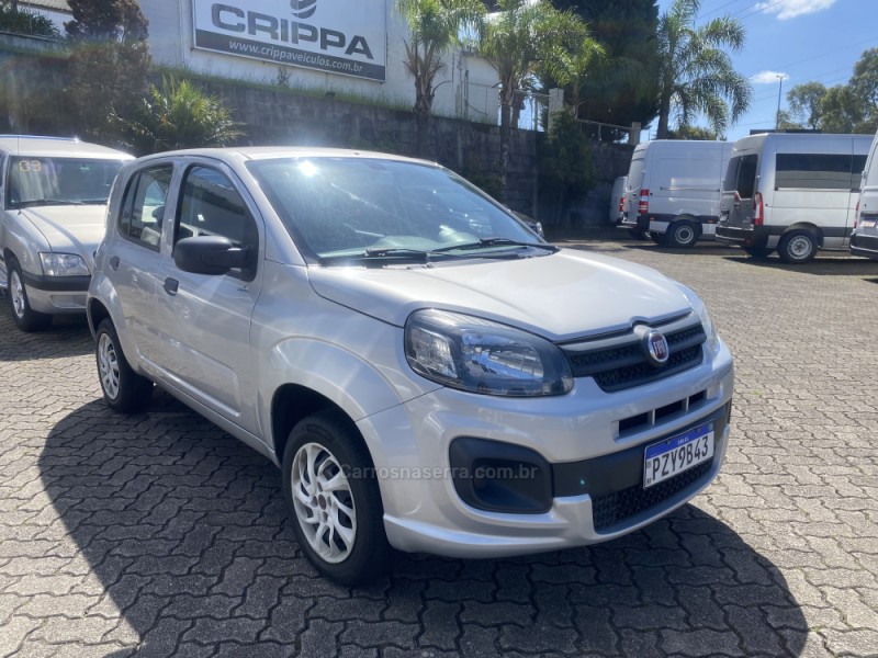 UNO 1.0 DRIVE 6V FLEX 4P MANUAL - 2018 - FARROUPILHA