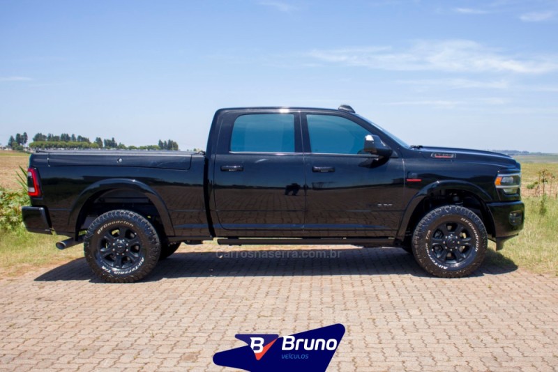 2500 LARAMIE 6.7 NIGHT ED TURBO CD 4X4 DIESEL 4P AUTOMÁTICO - 2022 - PALMEIRA DAS MISSõES