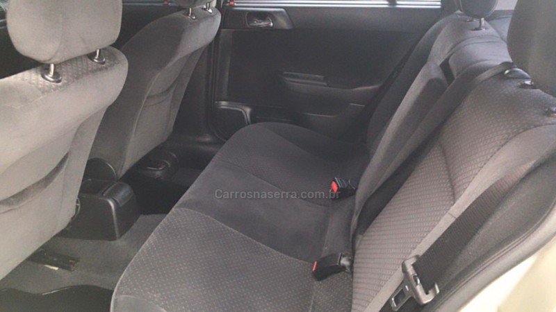 ASTRA 2.0 MPFI ADVANTAGE 8V FLEX 4P MANUAL - 2011 - CAXIAS DO SUL