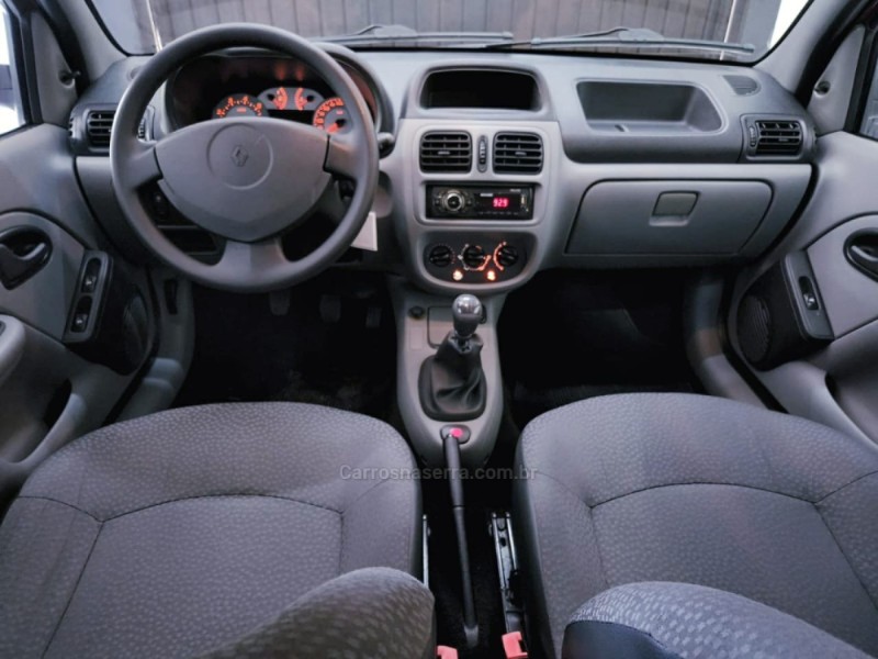 CLIO 1.0 CAMPUS 16V FLEX 4P MANUAL - 2011 - CAMPO BOM