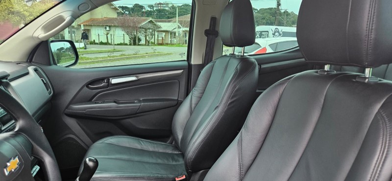 S10 2.8 LS 4X4 CD 16V TURBO DIESEL 4P MANUAL - 2022 - CANELA