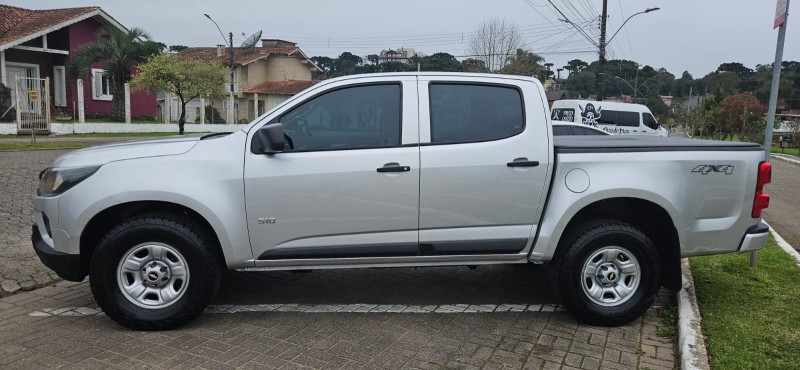 S10 2.8 LS 4X4 CD 16V TURBO DIESEL 4P MANUAL - 2022 - CANELA
