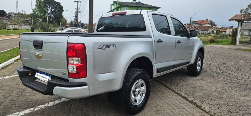 S10 2.8 LS 4X4 CD 16V TURBO DIESEL 4P MANUAL - 2022 - CANELA
