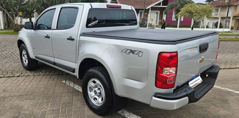 S10 2.8 LS 4X4 CD 16V TURBO DIESEL 4P MANUAL - 2022 - CANELA