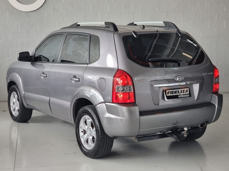 TUCSON 2.0 MPFI GLS 16V 143CV 2WD GASOLINA 4P AUTOMÁTICO - 2012 - FARROUPILHA