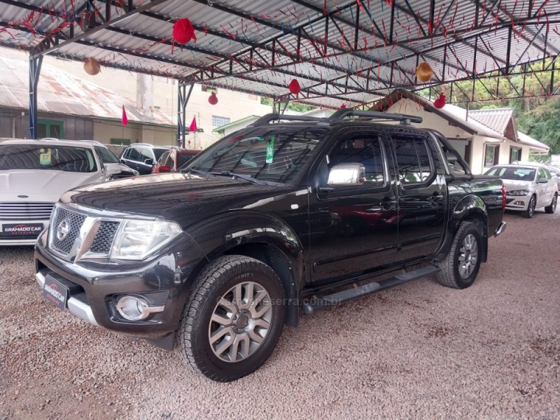 frontier 2.5 sl 4x4 cd turbo eletronic diesel 4p automatico 2014 canela