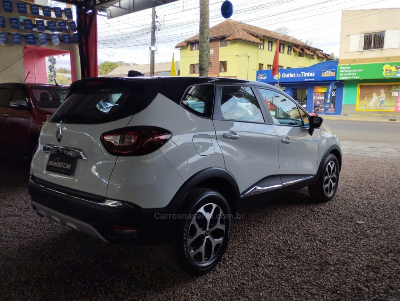 CAPTUR 1.3 INTENSE TURBO 16V FLEX 5P AUTOMÁTICO - 2019 - CANELA