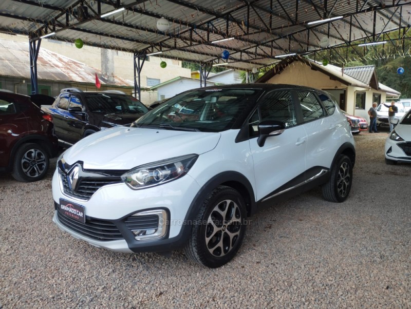 captur 1.3 intense turbo 16v flex 5p automatico 2019 canela