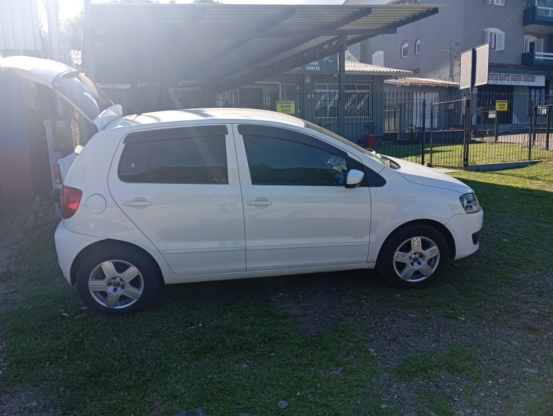 FOX 1.0 MI PLUS 8V FLEX 4P MANUAL - 2011 - CAXIAS DO SUL