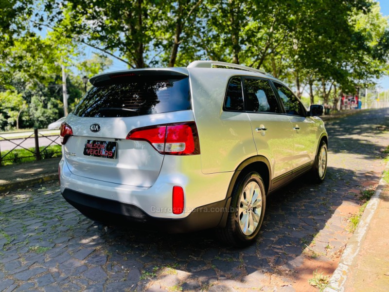 SORENTO 2.4 EX2 4X2 16V GASOLINA 4P AUTOMÁTICO - 2015 - NOVO HAMBURGO