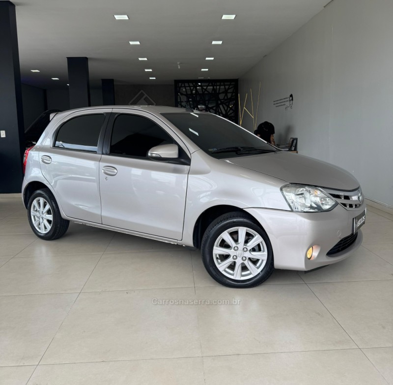 ETIOS 1.5 XLS 16V FLEX 4P MANUAL