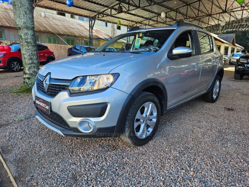 SANDERO 1.6 STEPWAY 16V FLEX 4P AUTOMÁTICO - 2015 - CANELA