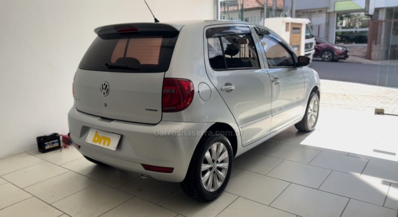 FOX 1.0 MPI BLUEMOTION 12V FLEX 4P MANUAL - 2014 - CAXIAS DO SUL