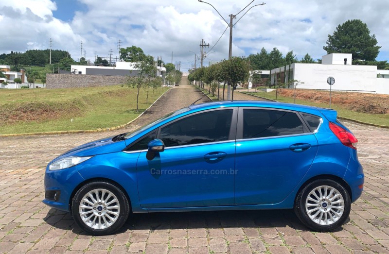 FIESTA 1.6 TITANIUM HATCH 16V FLEX 4P AUTOMÁTICO - 2014 - GUAPORé