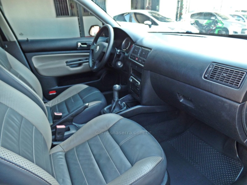 GOLF 1.6 MI SPORTLINE 8V FLEX 4P MANUAL - 2009 - CAXIAS DO SUL