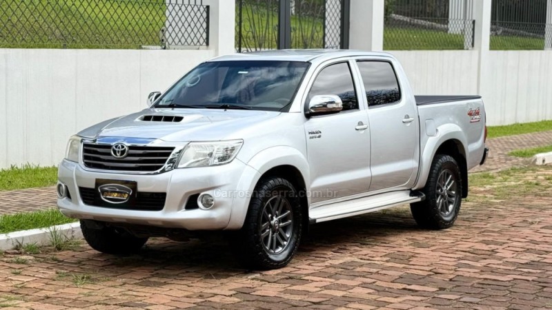 HILUX 3.0 SRV 4X4 CD 16V TURBO INTERCOOLER DIESEL 4P AUTOMÁTICO