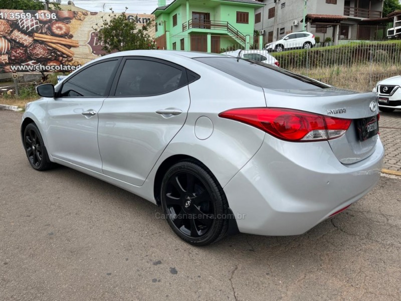 ELANTRA 1.8 GLS 16V GASOLINA 4P AUTOMÁTICO - 2013 - DOIS IRMãOS