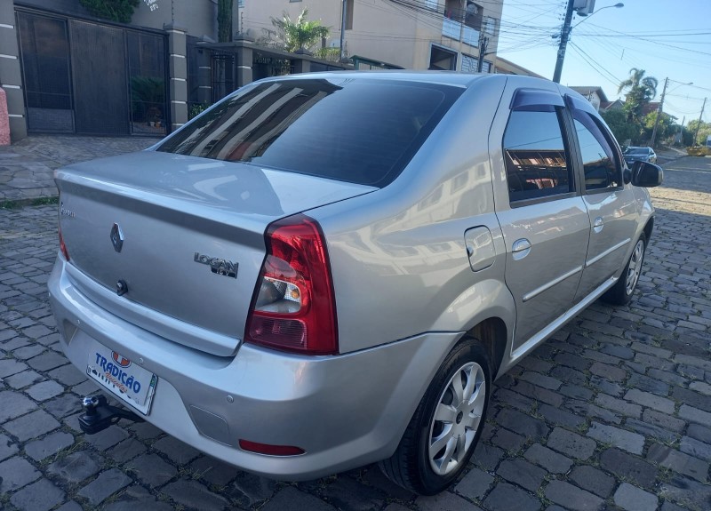 LOGAN 1.0 EXPRESSION 16V FLEX 4P MANUAL - 2011 - CAXIAS DO SUL