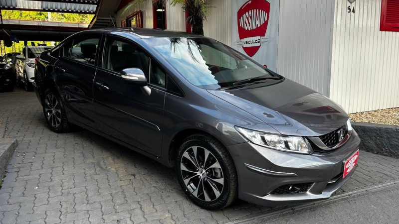 civic 2.0 lx sedan 16v flex 4p automatico 2016 tres coroas