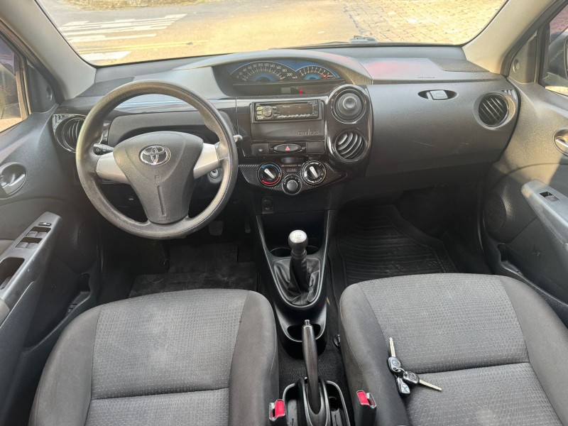 ETIOS 1.3 X 16V FLEX 4P MANUAL - 2014 - CAXIAS DO SUL