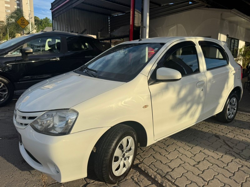 ETIOS 1.3 X 16V FLEX 4P MANUAL - 2014 - CAXIAS DO SUL