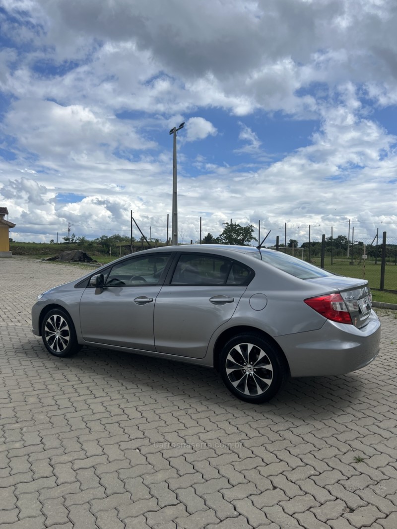 CIVIC 2.0 LXR 16V FLEX 4P AUTOMÁTICO - 2016 - ANTôNIO PRADO