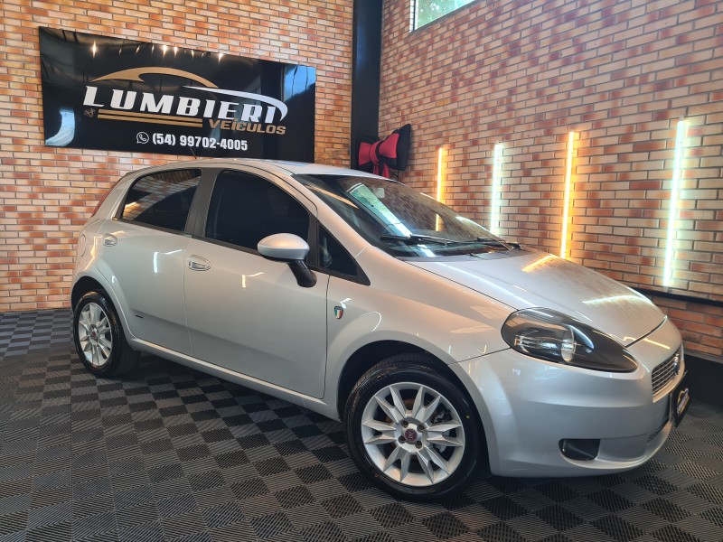 punto 1.4 attractive italia 8v flex 4p manual 2012 farroupilha