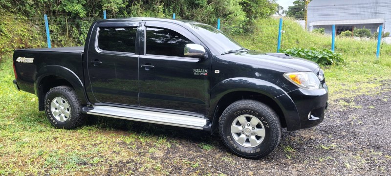 HILUX 3.0 SRV 4X4 CD 16V TURBO DIESEL 4P MANUAL - 2006 - CAXIAS DO SUL