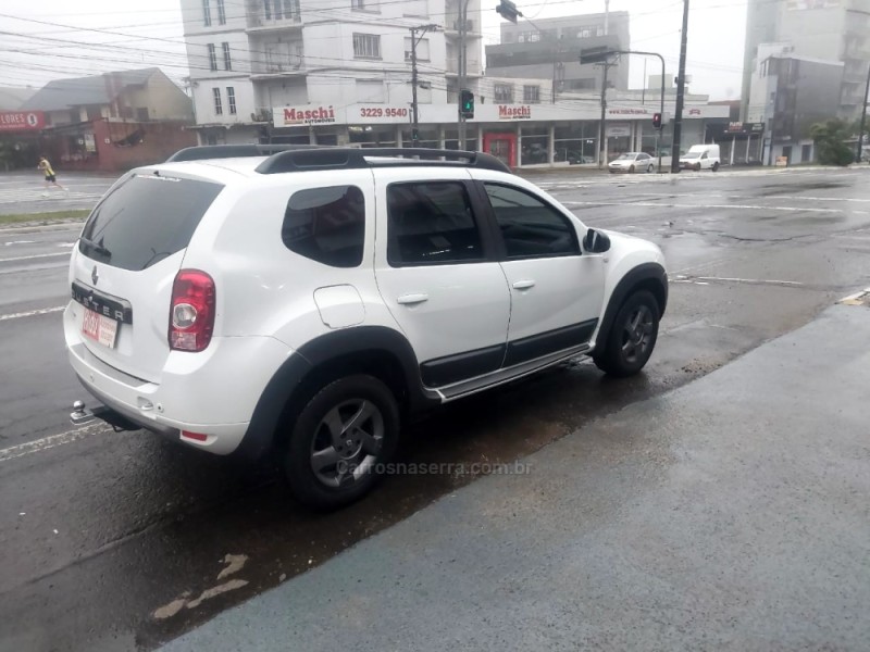 DUSTER 2.0 DYNAMIQUE 4X2 16V FLEX 4P AUTOMÁTICO - 2014 - CAXIAS DO SUL