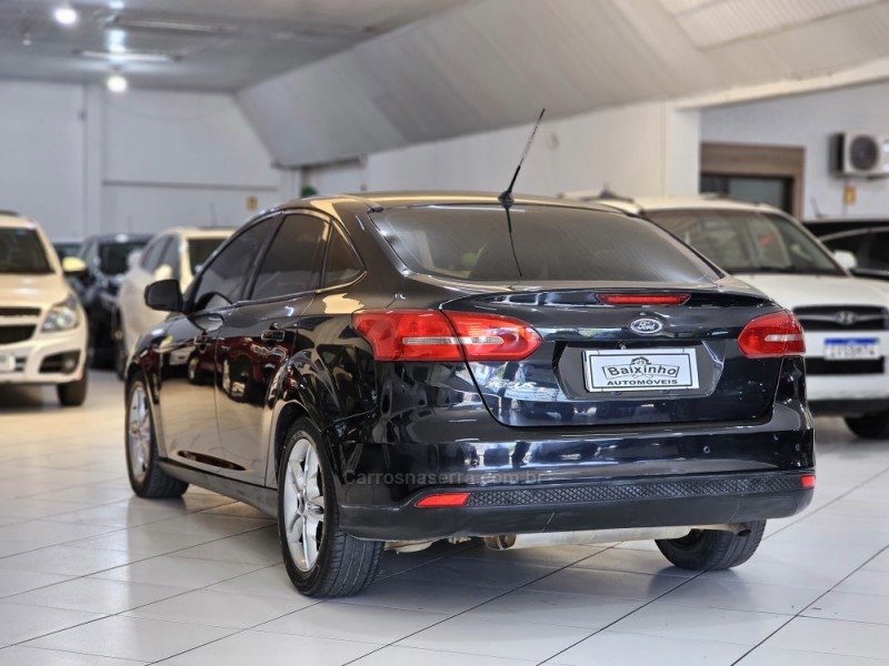 FOCUS 2.0 SE SEDAN 16V FLEX 4P AUTOMÁTICO - 2016 - SAPUCAIA DO SUL