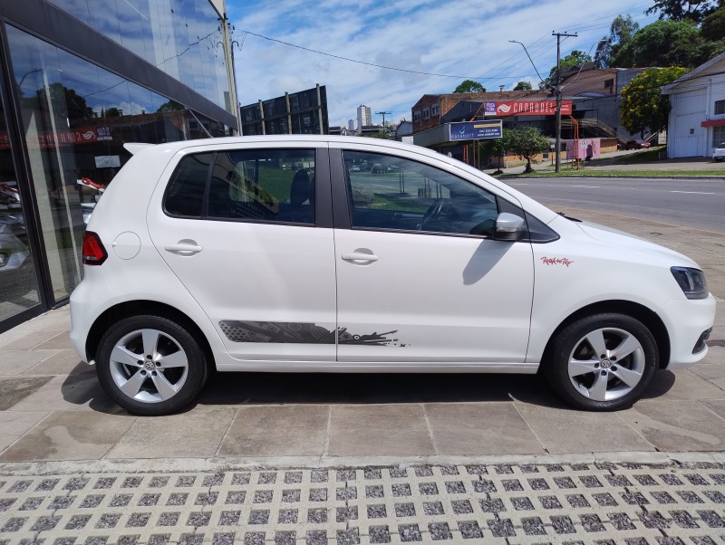 FOX 1.6 MI ROCK IN RIO 8V FLEX 4P MANUAL - 2016 - CAXIAS DO SUL