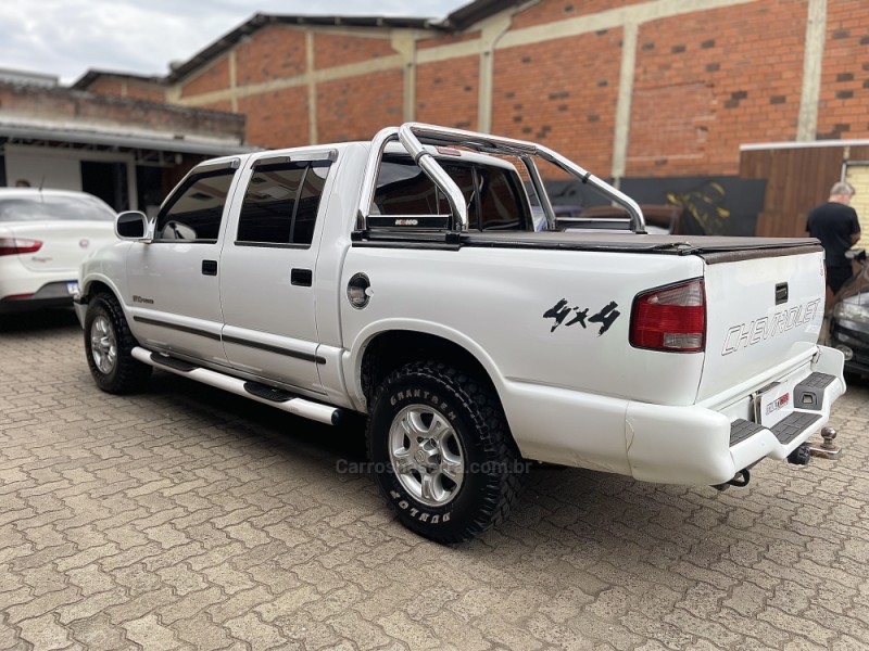 S10 2.5 DELUXE 4X4 CD 8V DIESEL 4P MANUAL - 2000 - CAMPO BOM