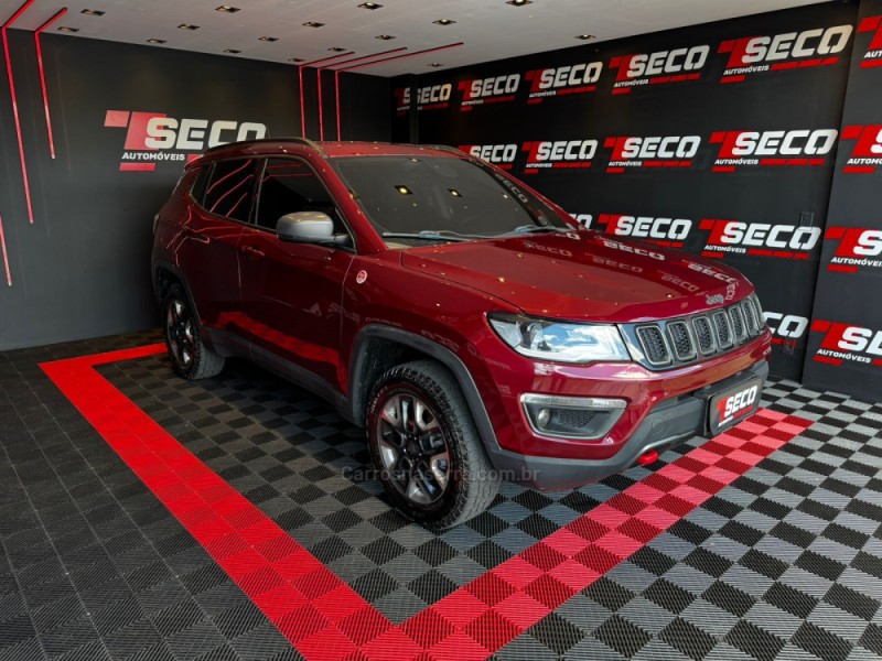 COMPASS 2.0 16V DIESEL TRAILHAWK 4X4 AUTOMÁTICO - 2017 - PASSO FUNDO