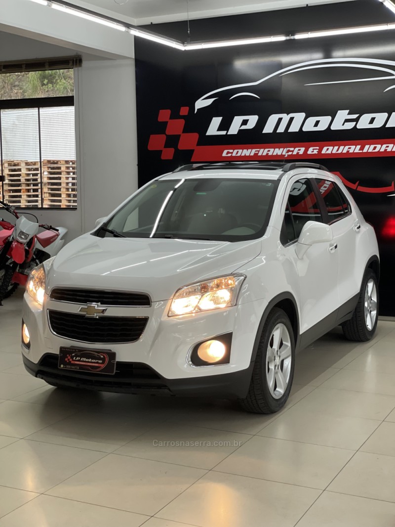 tracker 1.8 mpfi ltz 4x2 16v flex 4p automatico 2015 farroupilha