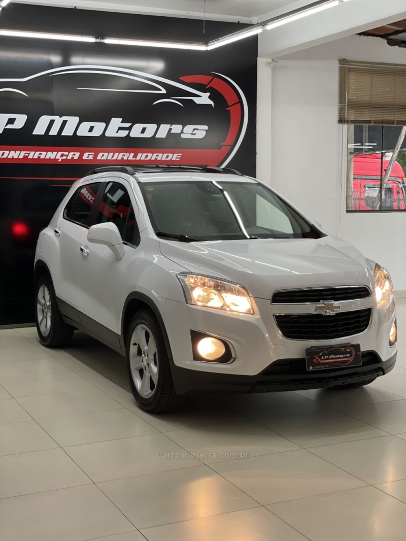 TRACKER 1.8 MPFI LTZ 4X2 16V FLEX 4P AUTOMÁTICO - 2015 - FARROUPILHA