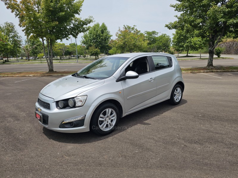 SONIC 1.6 LT 16V FLEX 4P MANUAL - 2013 - BENTO GONçALVES