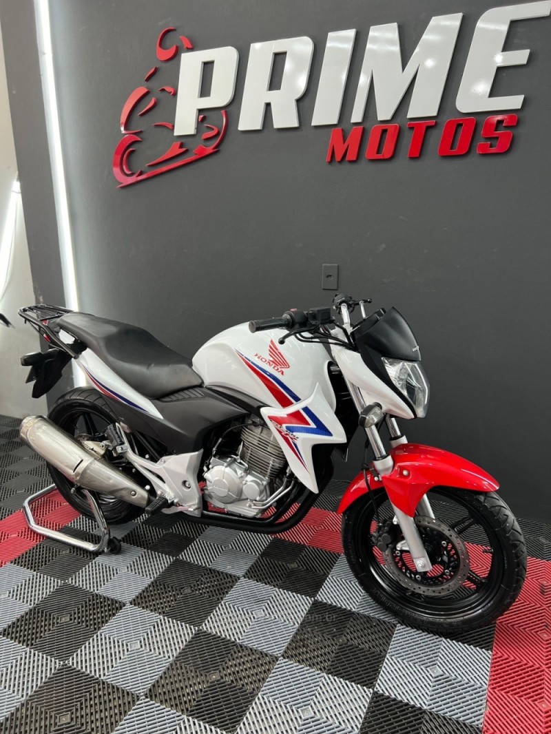 CB 300R  - 2015 - NOVO HAMBURGO