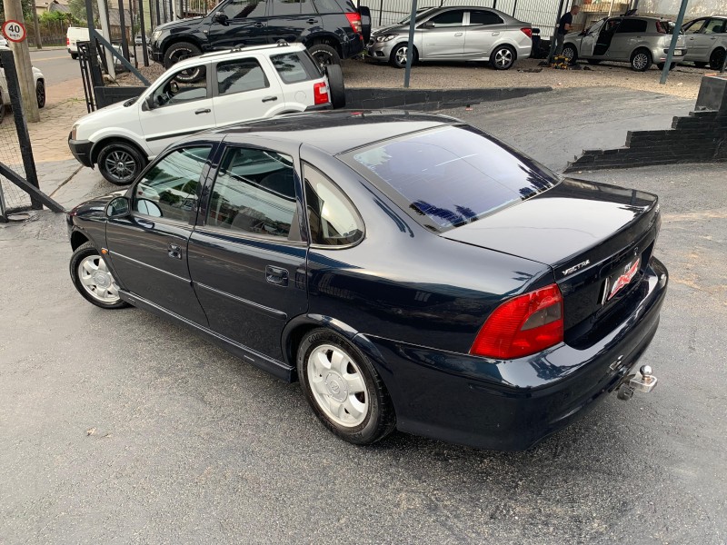 VECTRA 2.0 MPFI GLS 8V GASOLINA 4P MANUAL - 2000 - CAXIAS DO SUL