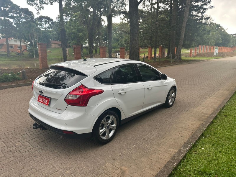 FOCUS 1.6 SE 16V FLEX 4P AUTOMÁTICO - 2014 - CAXIAS DO SUL