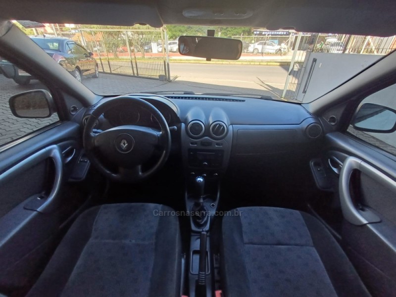 LOGAN 1.6 EXPRESSION 16V FLEX 4P MANUAL - 2013 - CAXIAS DO SUL